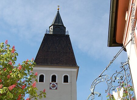 St. Lorenz Kirche (Berching, Naturpark Altmühltal)